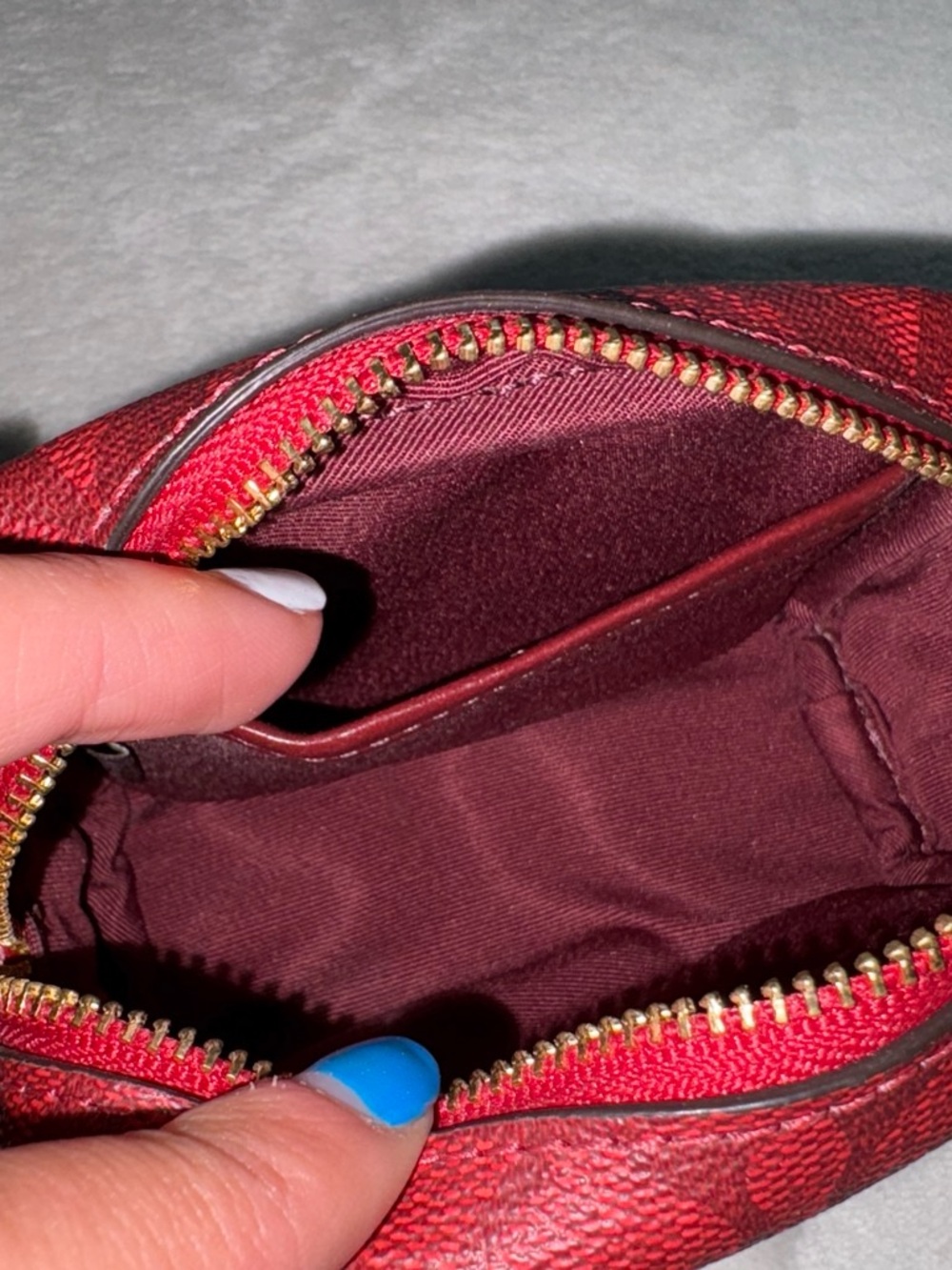 Coach Red Signature Pattern Zippered Mini Makeup Cosmetic Pouch - READ - Picture 5 of 5